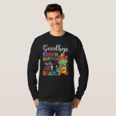 Goodbye Kindergarten Hello First Grade Graduation  Tシャツ (正面フル)