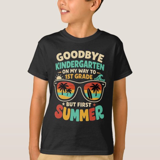 Goodbye Kindergarten Summer Graduation Last Day  Tシャツ (正面)