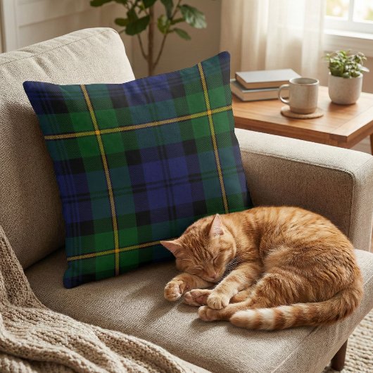 Gordon Tartan: Authentic Scottish Clan Plaid クッション