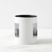 Goreeの倉庫、ジョージの波止場、リヴァプール マグカップ (中央)