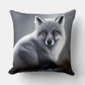 Gorgeous Artic Fox クッション (正面)