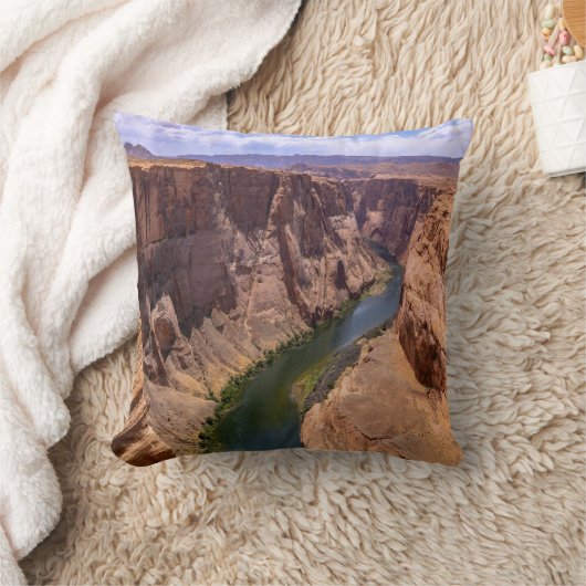 Gorgeous Grand Canyon And Colorado River Landscape クッション (ブランケット)