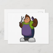 Gorilla as Hairdresser with Scissors & Comb ポストカード (正面/裏面)
