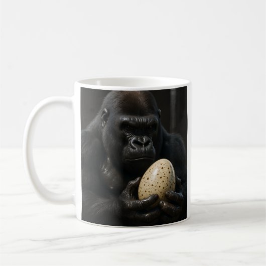 Gorilla Holding Egg コーヒーマグカップ (左)