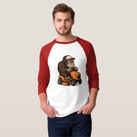 Gorilla on a Lawn Mower T-Shirt Tシャツ (正面フル)