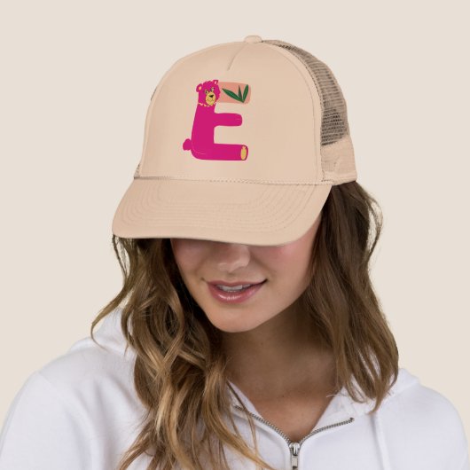 gorra con la letra "E" キャップ (インサイチュ)