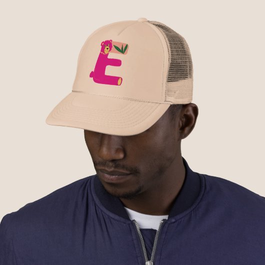 gorra con la letra "E" キャップ (インサイチュ)