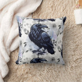 Goth Raven Throw Pillow クッション (ブランケット)