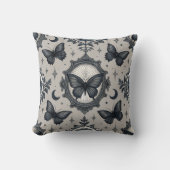 Gothic Butterfly Floral Pattern (2) クッション (正面)