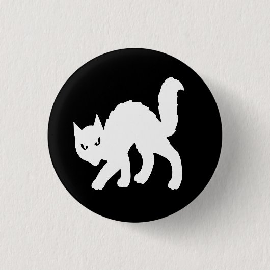 GOTHIC CAT PIN 缶バッジ (正面)
