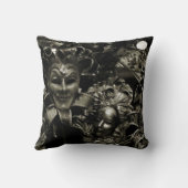 Gothic Dark Masquerade Masks Black and White クッション (裏面)