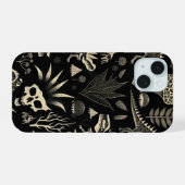 Gothic Dinosaur Skeleton Engraving Pattern iPhone 15ケース (裏面横)