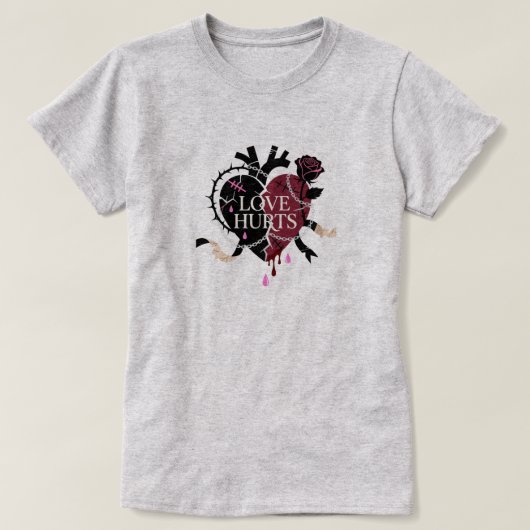 Gothic Love Hurts Broken Heart T-Shirt Tシャツ (デザイン正面)