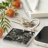 Gothic Masquerade Masks Black and White キーホルダー (正面右)