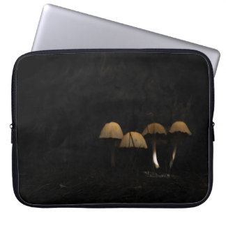 Gothic mushroom laptop case ラップトップスリーブ