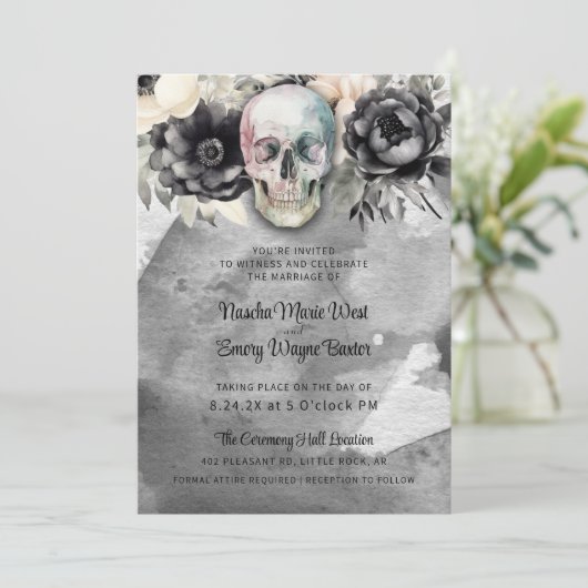 Gothic Peony & Skull Black Floral Wedding 招待状 (スタンド正面)