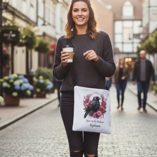 Gothic Raven Pink Floral Dark Academia クロスボディバッグ