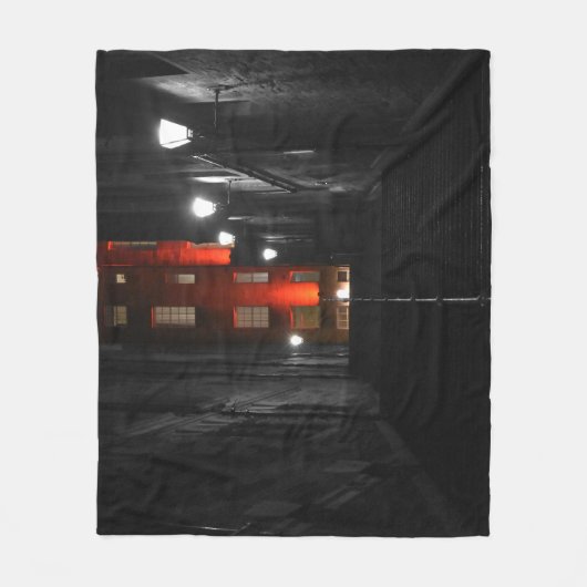 Gothic Staircase フリースブランケット (正面)