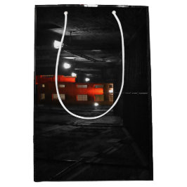 Gothic Staircase ミディアムペーパーバッグ