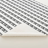 Gothic striped pattern with skulls シェルパブランケット (3/4)