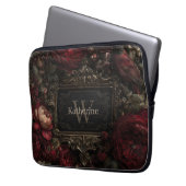 Gothic Victorian Frame with Dark Red Roses ラップトップスリーブ (正面左)