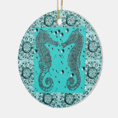 GothicChiczのタツノオトシゴのオーナメント セラミックオーナメント (左)