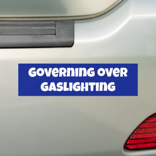 Governing Over Gaslightingバンパーステッカー バンパーステッカー (車上)