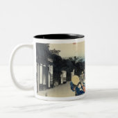 Goyu: 旅行者を懇請しているウェートレス ツートーンマグカップ (左)