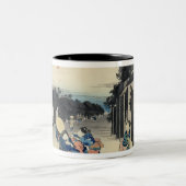 Goyu: 旅行者を懇請しているウェートレス ツートーンマグカップ (中央)