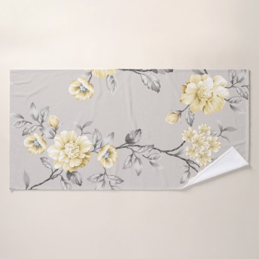 grの上に灰色のの模様葉があるかわいい黄色の花 バスタオル (バスタオル)