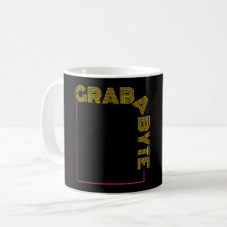 GRAB A BYTE - PROGRAMMING PUN コーヒーマグカップ