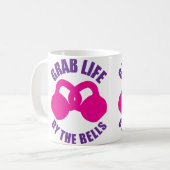 Grab Life by The Bells - Kettlebell コーヒーマグカップ (正面左)