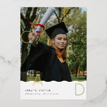 GRAD文字のフォイルと波状のエッジ