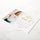 Grad 2025写真彼女はそれを金箔発表した 箔招待状 (回転した状態)