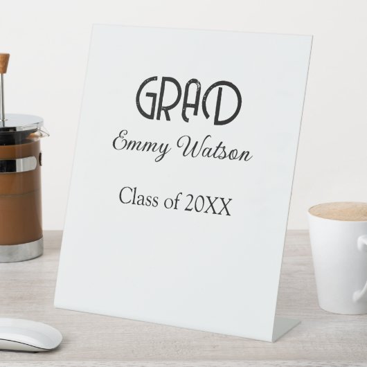 Grad bold letter graduation name class of 20XX sim 台座サイン (インサイチュ)