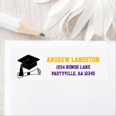 Grad Cap Purpleおよび金ゴールド卒業アドレス ラベル (インサイチュ)