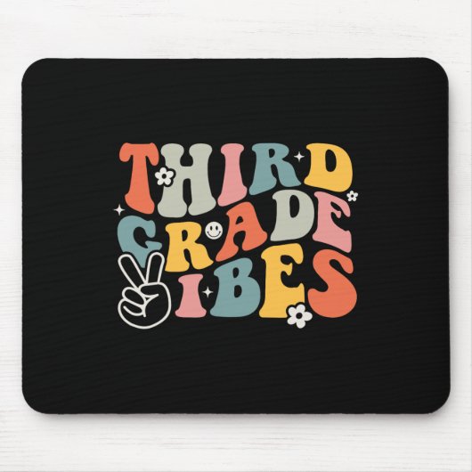 Grade Vibes - 3年生チームレトロSchoの1日目 マウスパッド (正面)