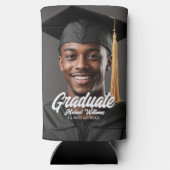 Graduate Photo Bold Script Graduation Party Favor スリム缶クーラー (裏面)