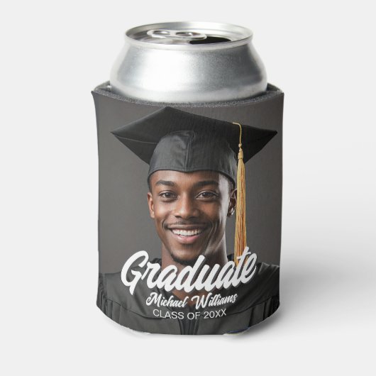 Graduate Photo Bold Script Graduation Party Favor 缶クーラー (缶裏面)