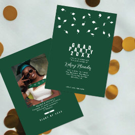 Graduation Cap Toss Green & White Grad Party 招待状