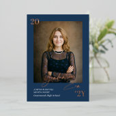 Graduation Era Minimal Graduate Photo Announcement 箔招待状 (立ち正面)