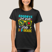 Graduation Goodbye 2nd Grade Hello 3rd Grade Back  Tシャツ (正面)