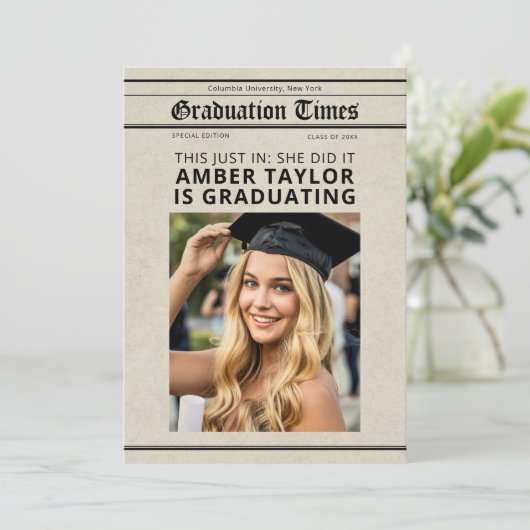 Graduation Newspaper “This Just In” Photo 招待状 (スタンド正面)