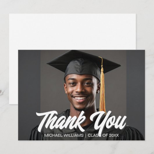 Graduation Photo Bold Script Overlay Graduate サンキューカード (正面/裏面)