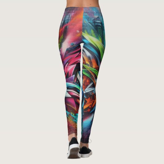 Graffiti auf Ziegelwand mit Skyline Streetart レギンス (裏面)