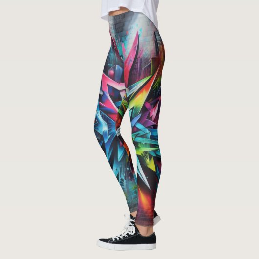 Graffiti auf Ziegelwand mit Skyline Streetart レギンス (左)