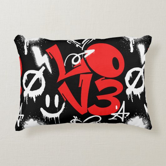 grafitti LOVE B.ブラックBG アクセントクッション (正面)