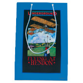 Grahame白および平らな終わる飛行場ポスター ミディアムペーパーバッグ (裏面)