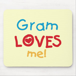 Gram Loves Me Tシャツとギフト マウスパッド