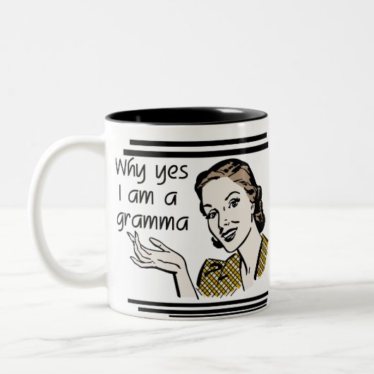 GrammaのレトロのTシャツおよびギフト ツートーンマグカップ (左)